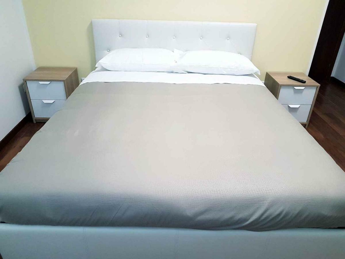Hotel Piramide Reggio Emilia Bagian luar foto