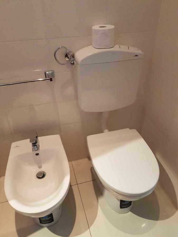 Hotel Piramide Reggio Emilia Bagian luar foto