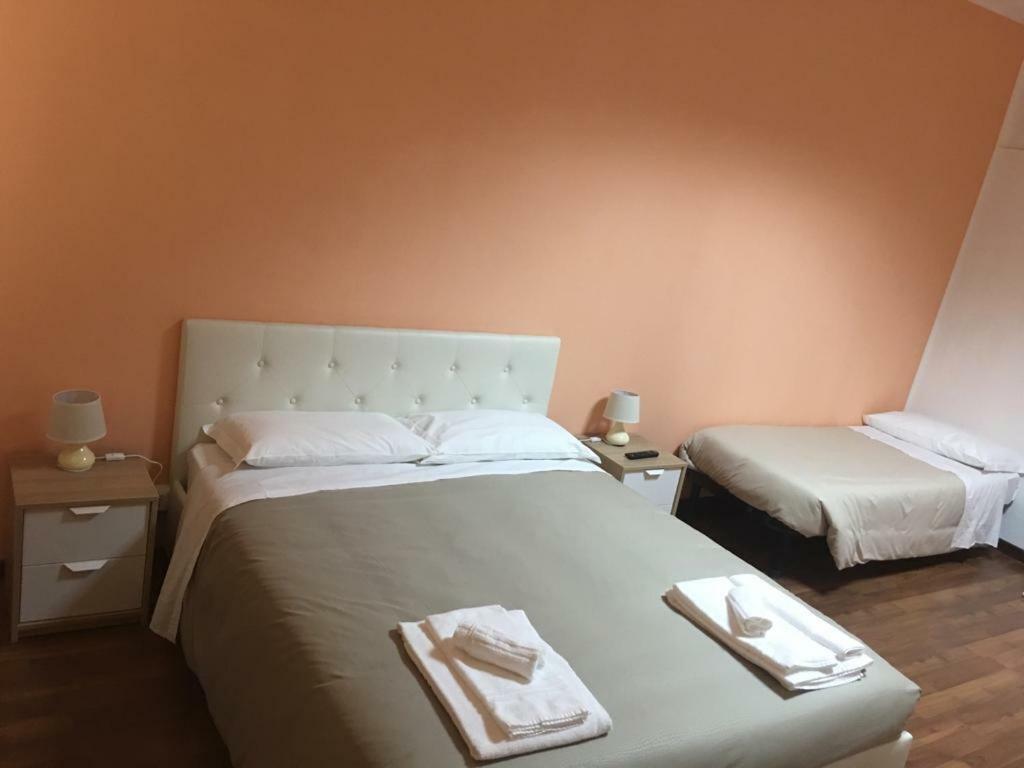 Hotel Piramide Reggio Emilia Bagian luar foto