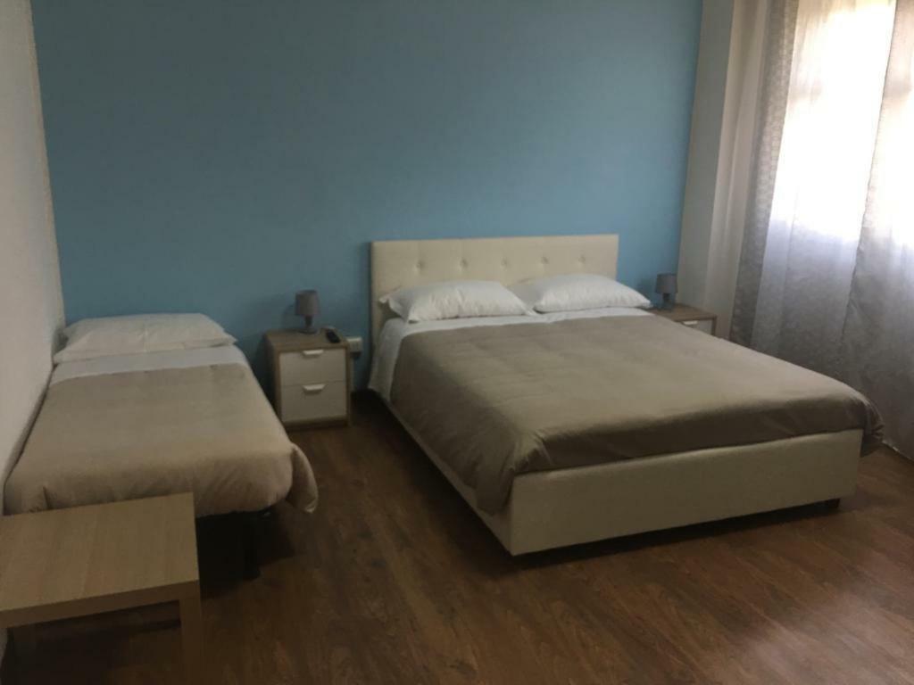 Hotel Piramide Reggio Emilia Bagian luar foto