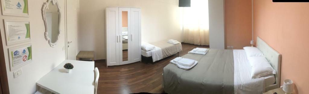 Hotel Piramide Reggio Emilia Bagian luar foto
